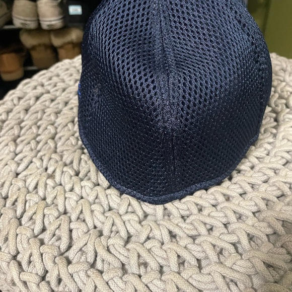 Bud Light Dark Blue Mesh Hat - Picture 3 of 5